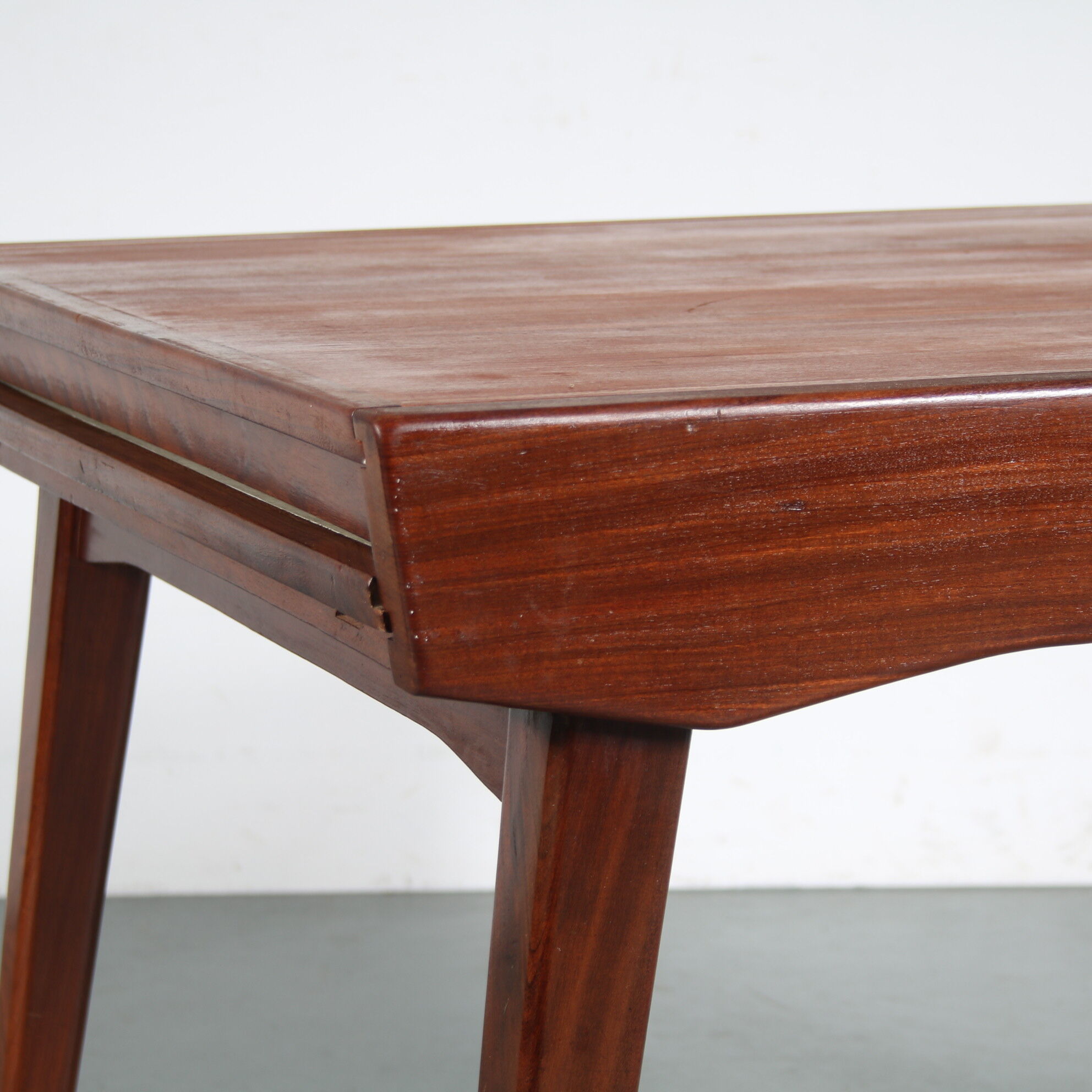 1950s Extendible dining table from the Netherlands