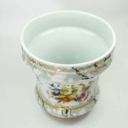 Antique Porcelain planter hand painted with mascarons with lion's head in relief-nineteenth century