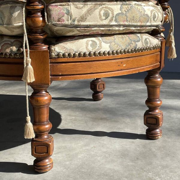 Giorgetti / fauteuil classique de style art déco / Italie années 1975