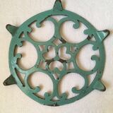 Dessous de plat en fonte vert doré