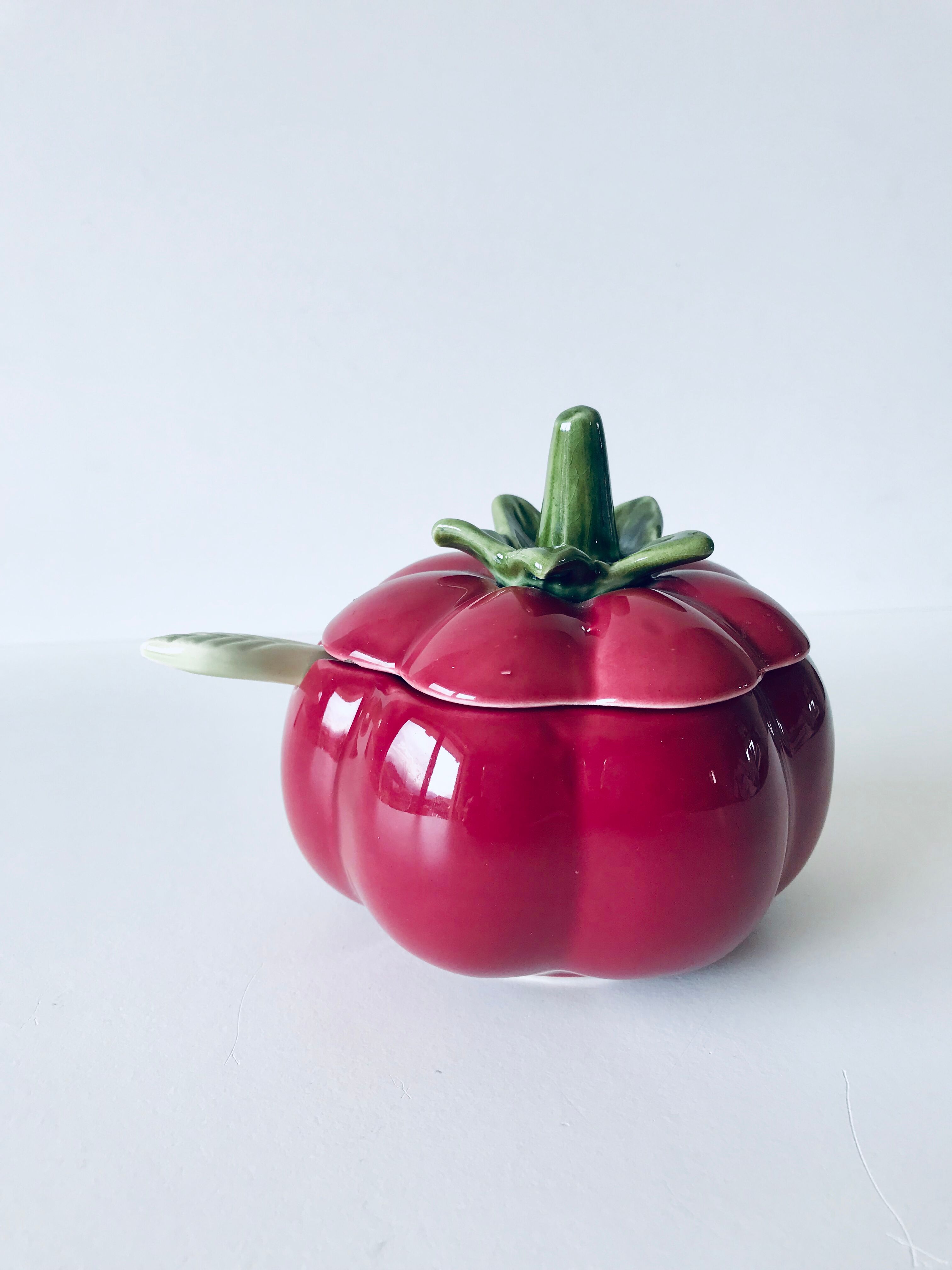 Tomato dabbling sugar