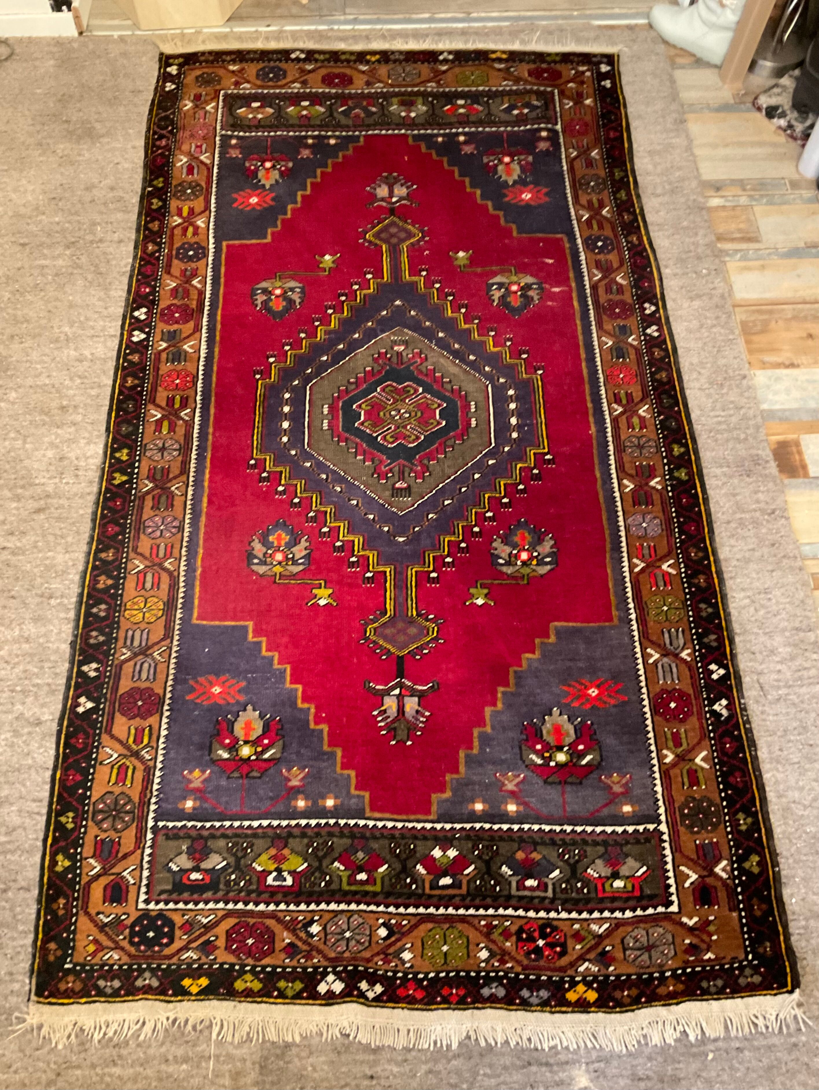 Vintage oriental wool rug 110x205cm