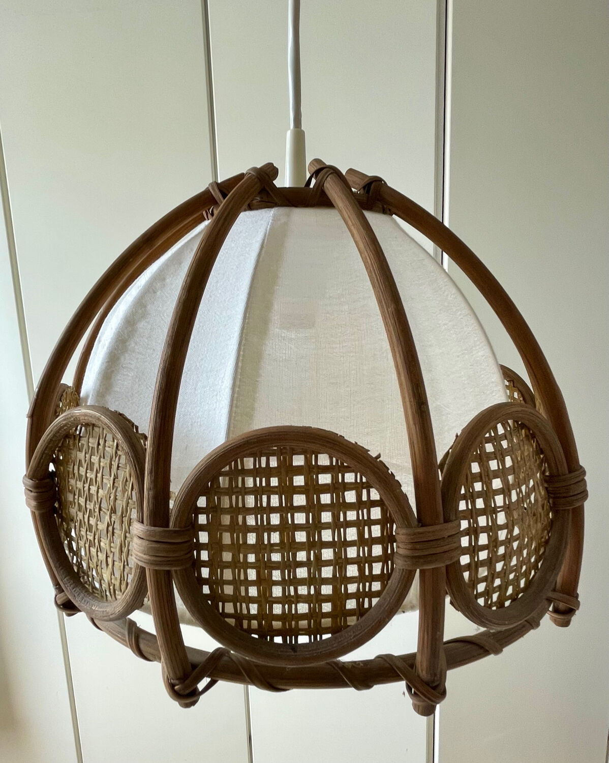 Bamboo and rattan suspension from the 60s/70s.