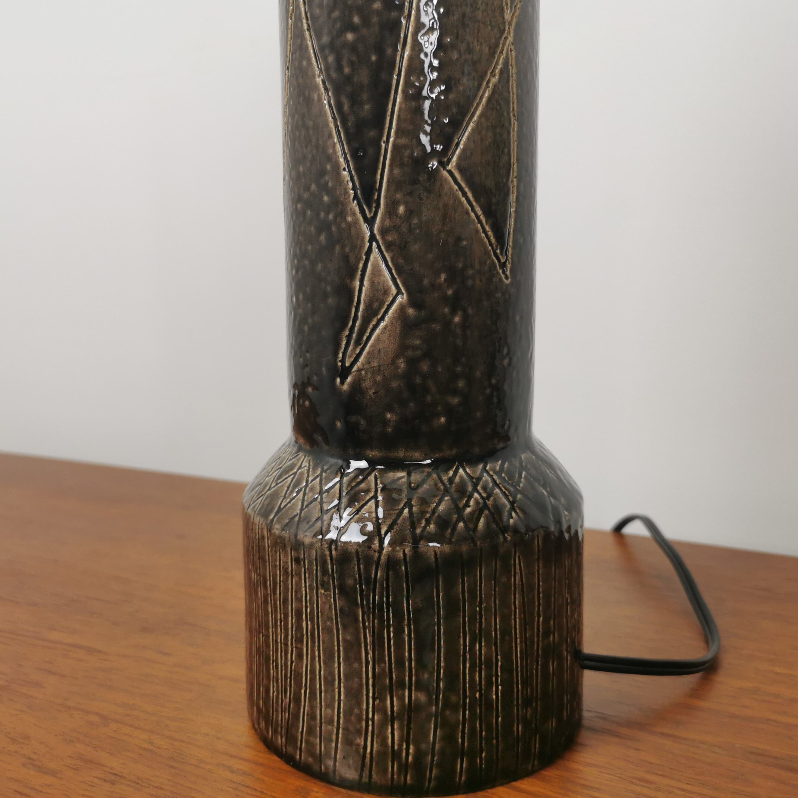 Ceramic lamp