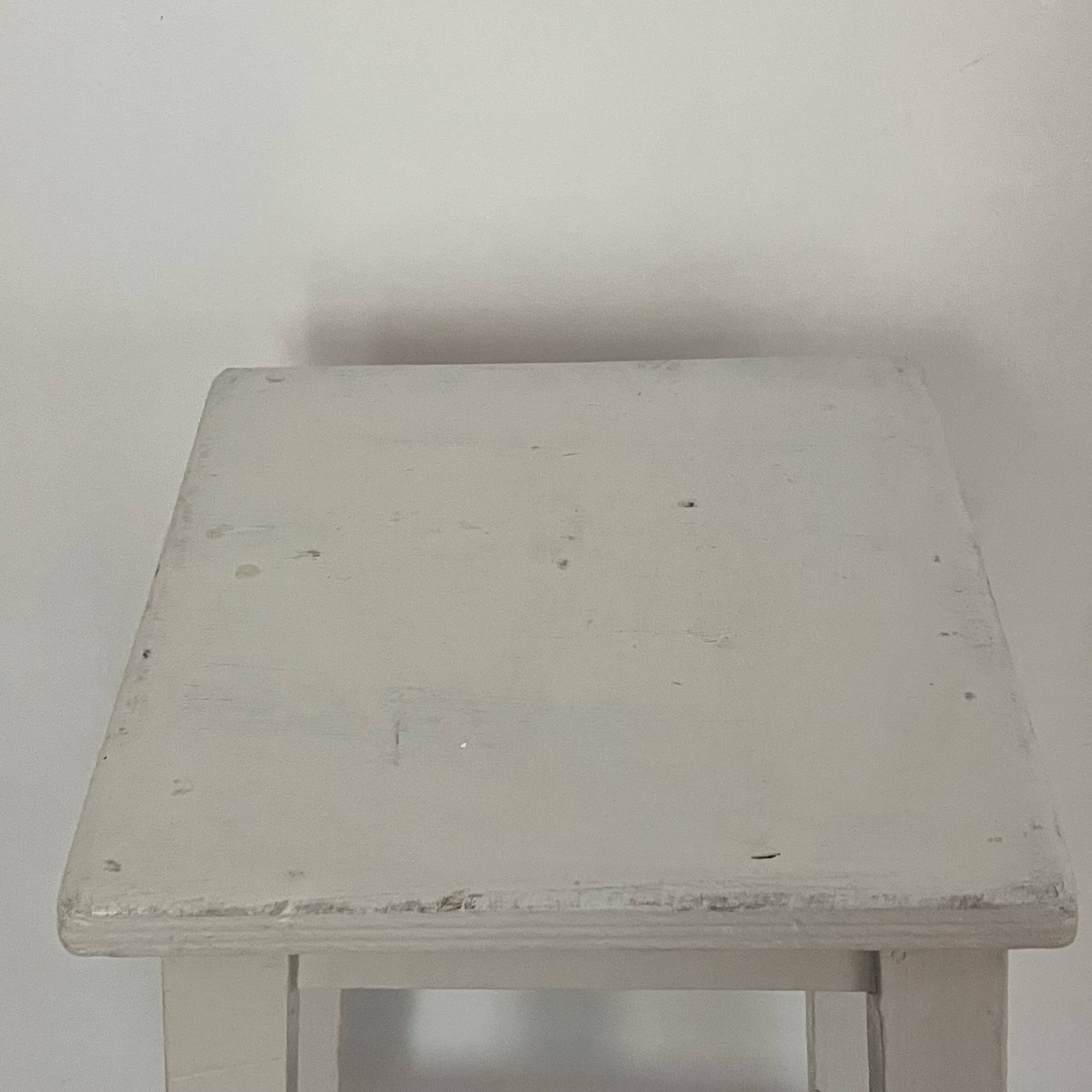 Tabouret haut