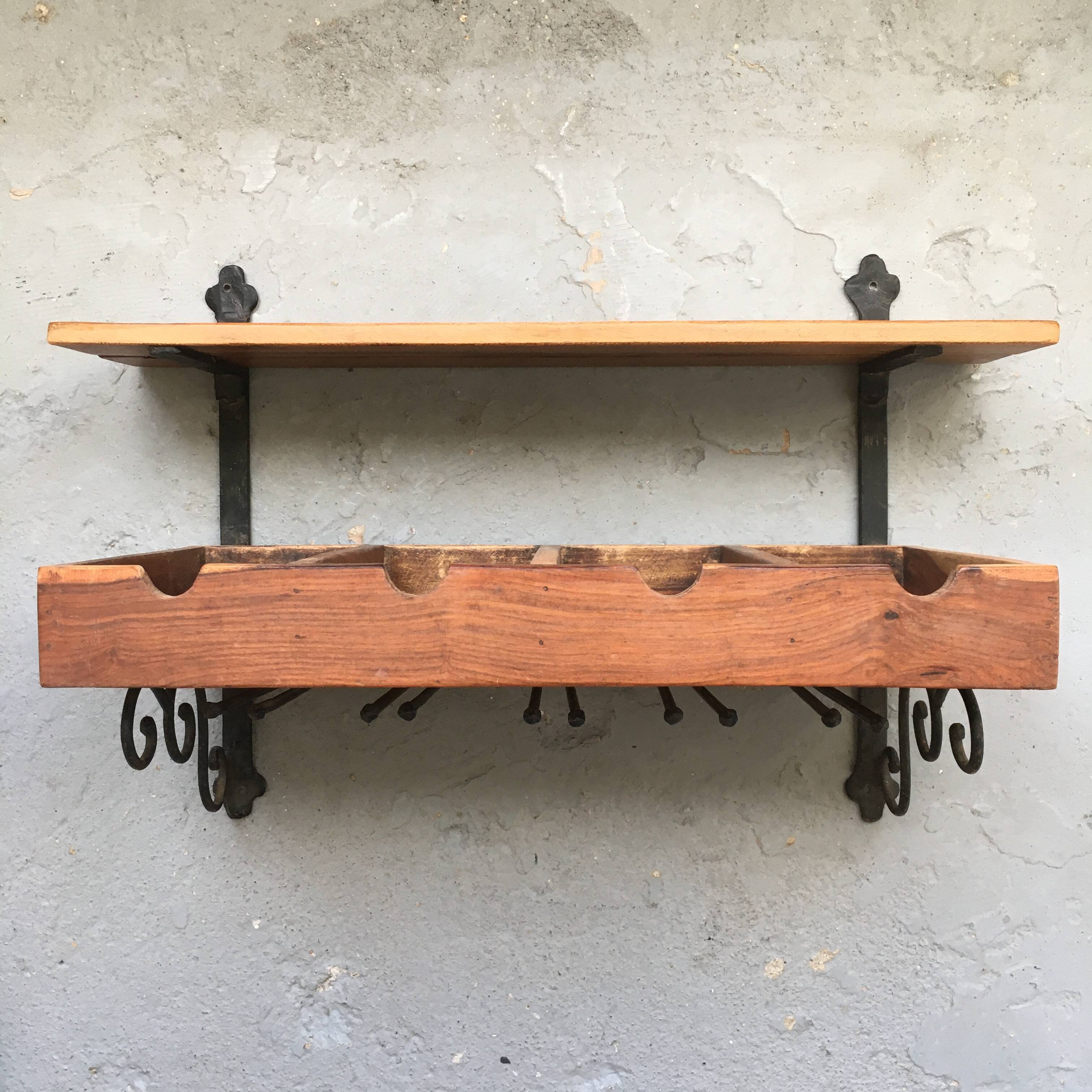 Shelf for glasses and cutlery