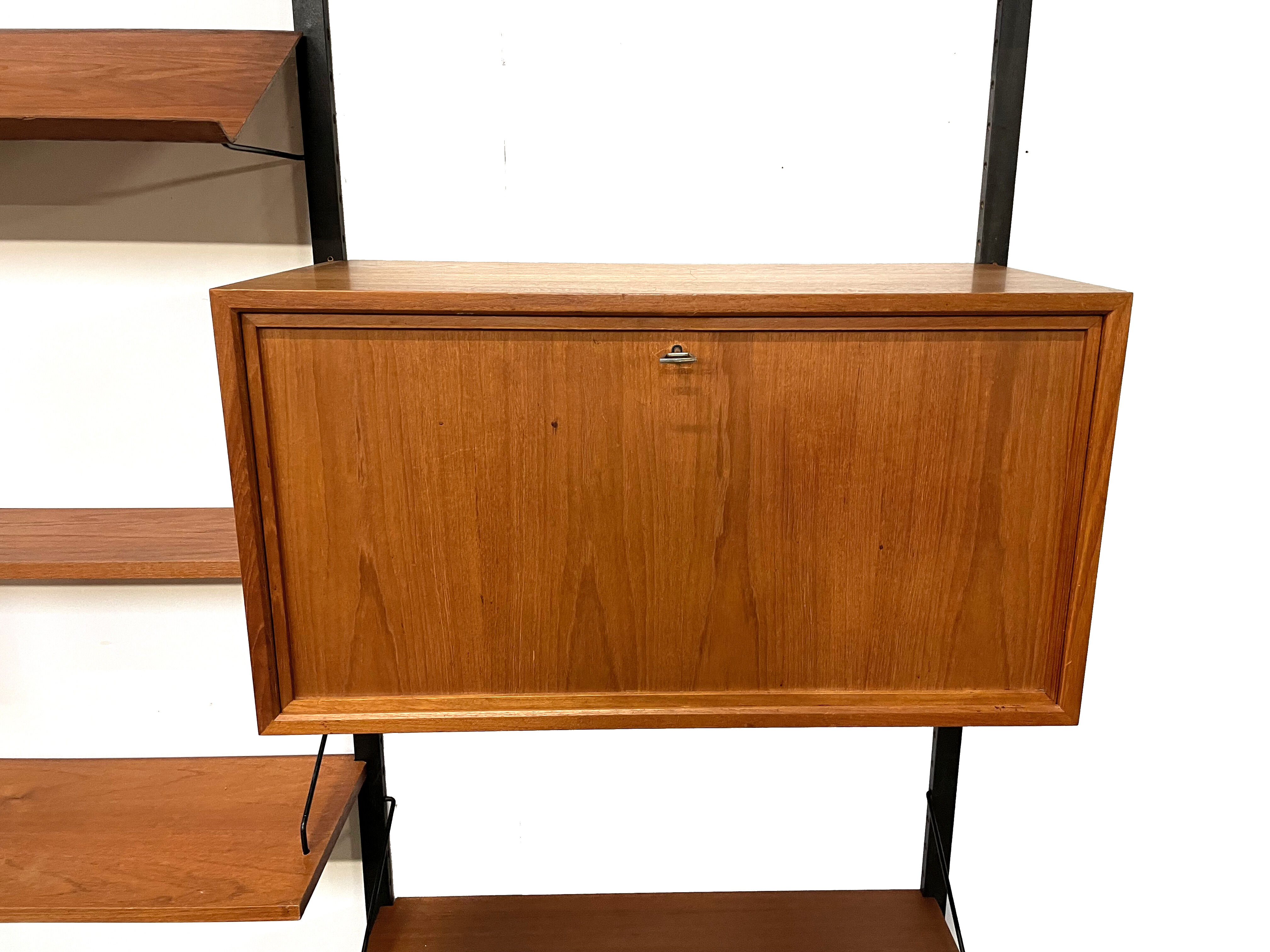 Vintage Poul Cadovius Royal System wall system wall unit