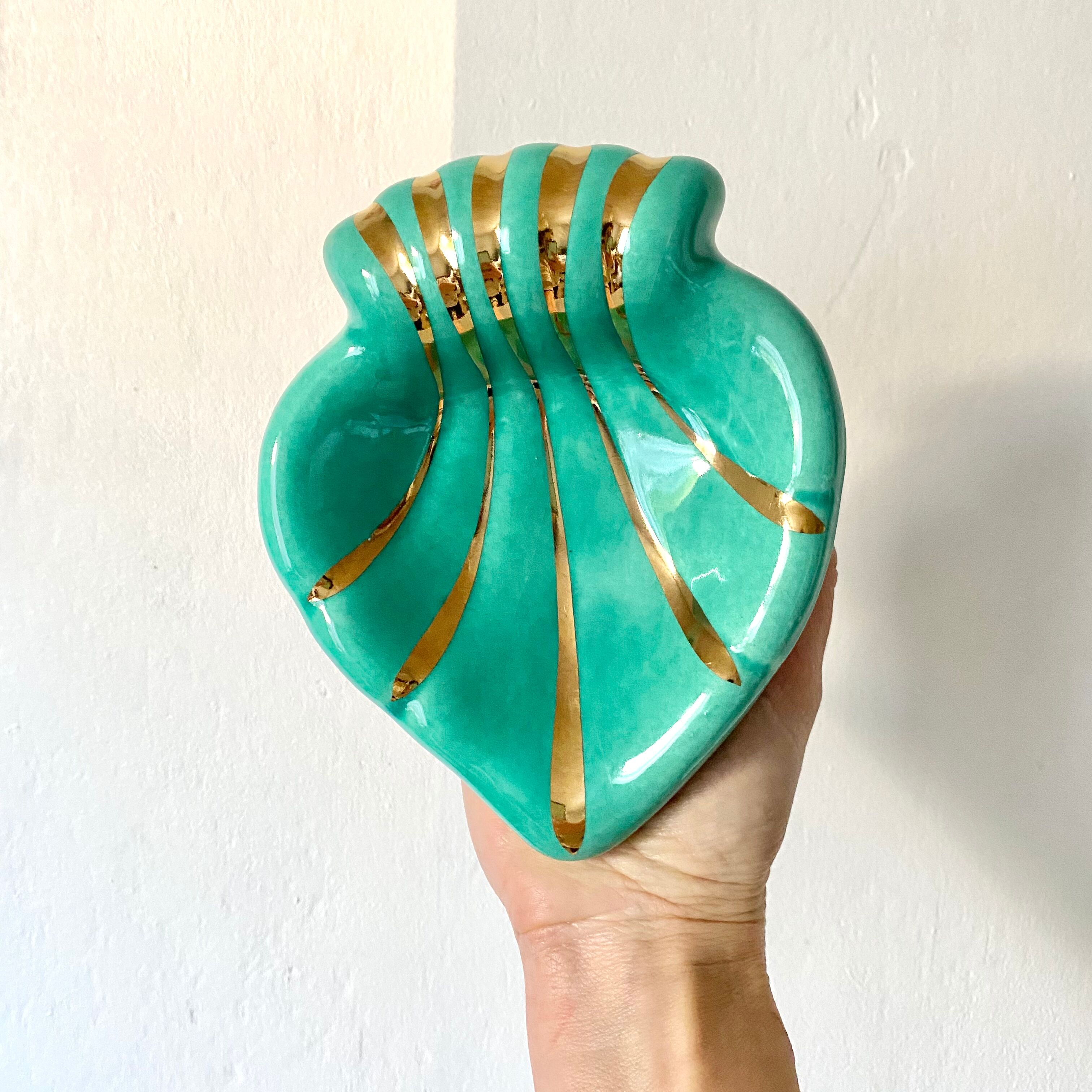 1950s ceramic empty pocket