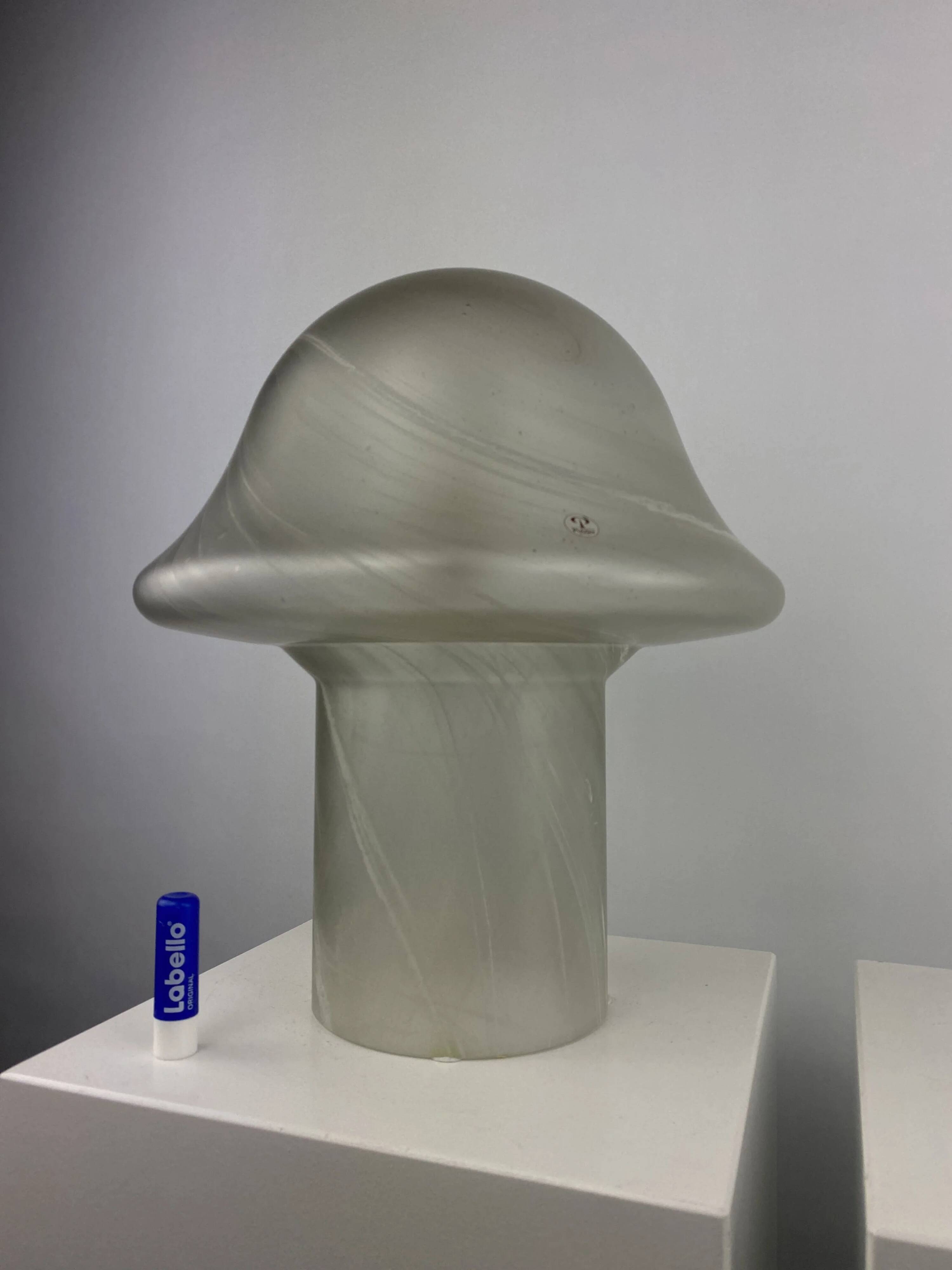 Large mushroom table lamp in clear swirling glass by Peill and Putzler XL 1970