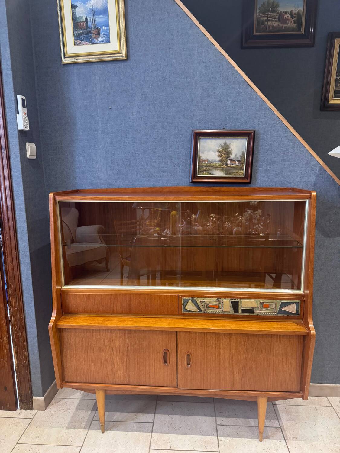 Vintage Scandinavian display cabinet – 1950s/60s – mid-century design