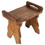 Tabouret en bois sculpté, chêne, 1950-1960