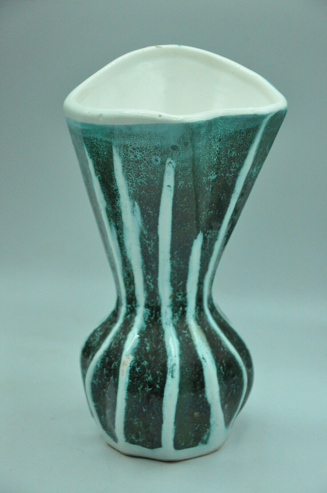 Vase signé Pierrot