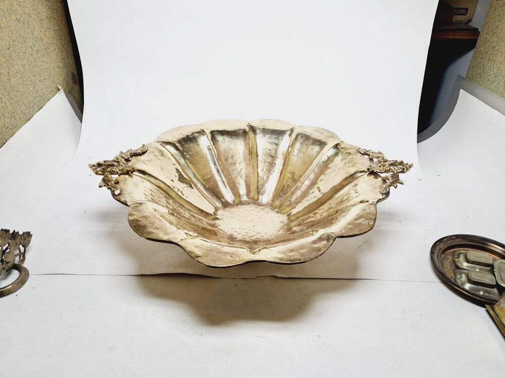 Art Deco hammered bowl on stand, Germany, 1930s