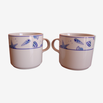 2 coffee or tea cups in porcelain deco seaside