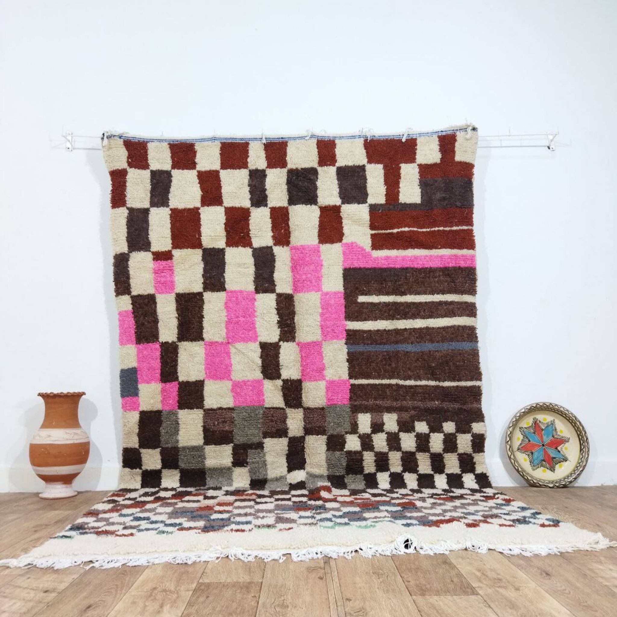 Handmade Moroccan Berber rug 280 x 176 cm