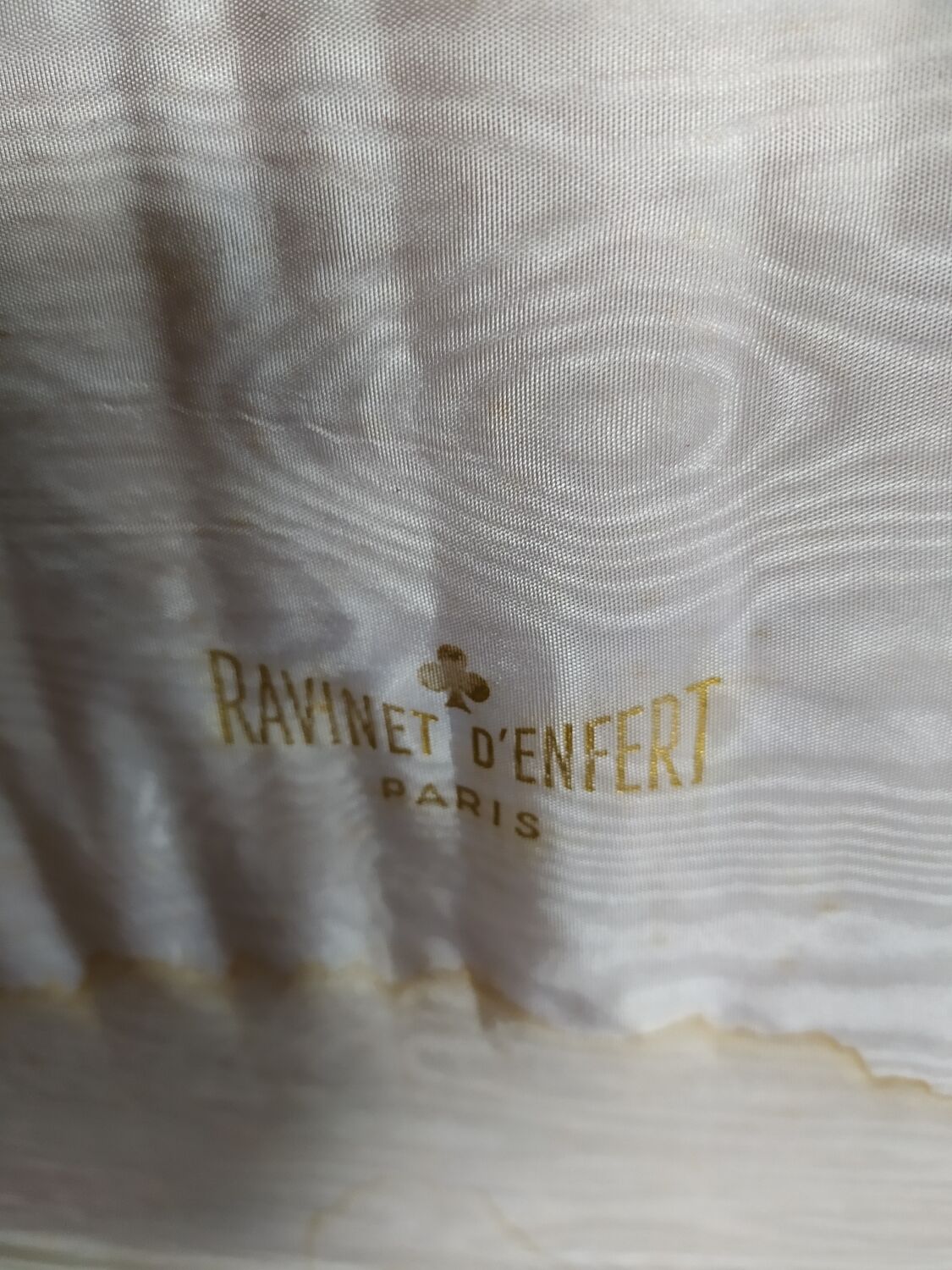 Stainless steel knives and silver metal