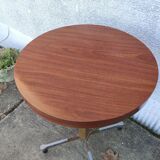 Round bistro table, pedestal table