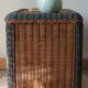 Table de chevet en osier vintage