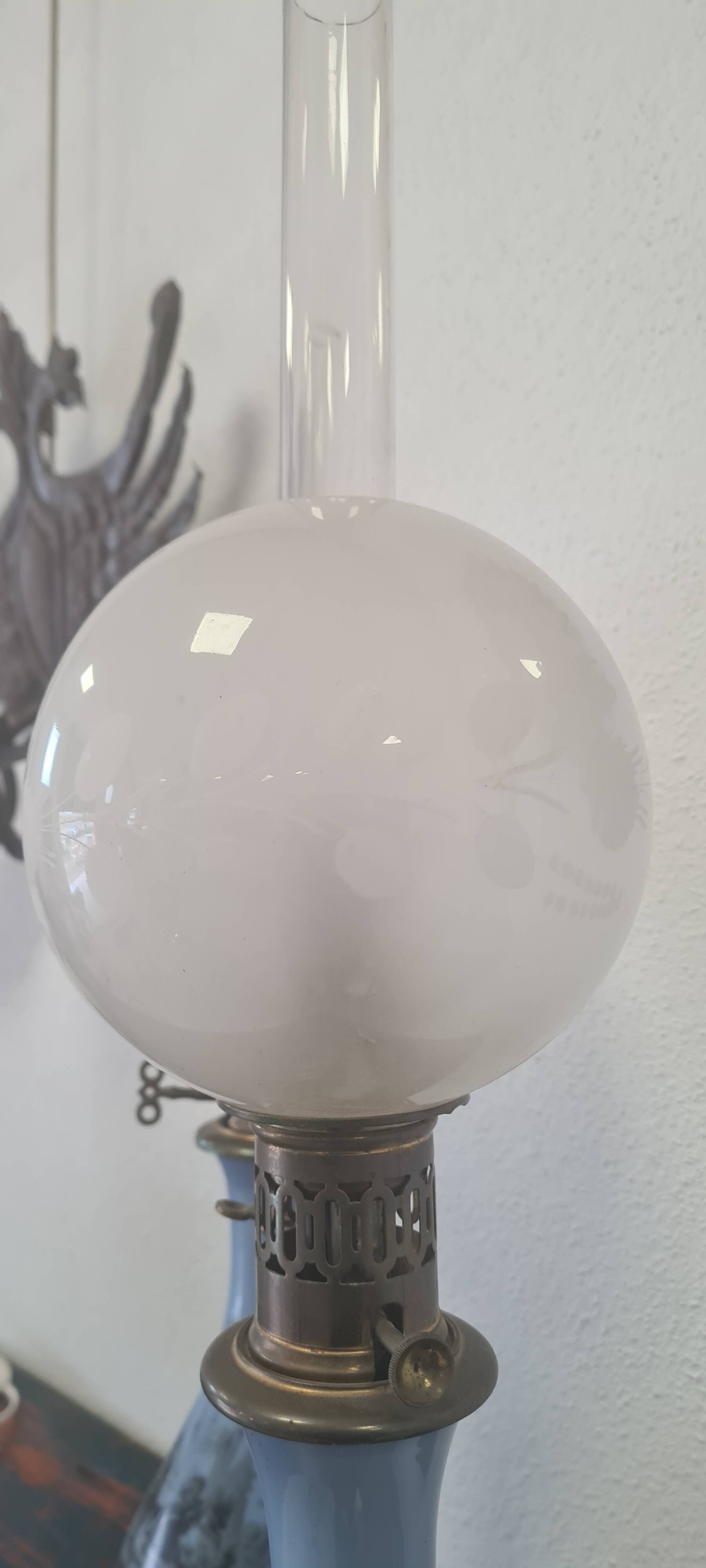 pair of oil lamps in opaline decorated 66x18