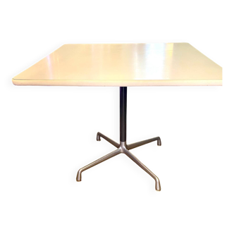 Table a manger Herman Miller Eames carrée