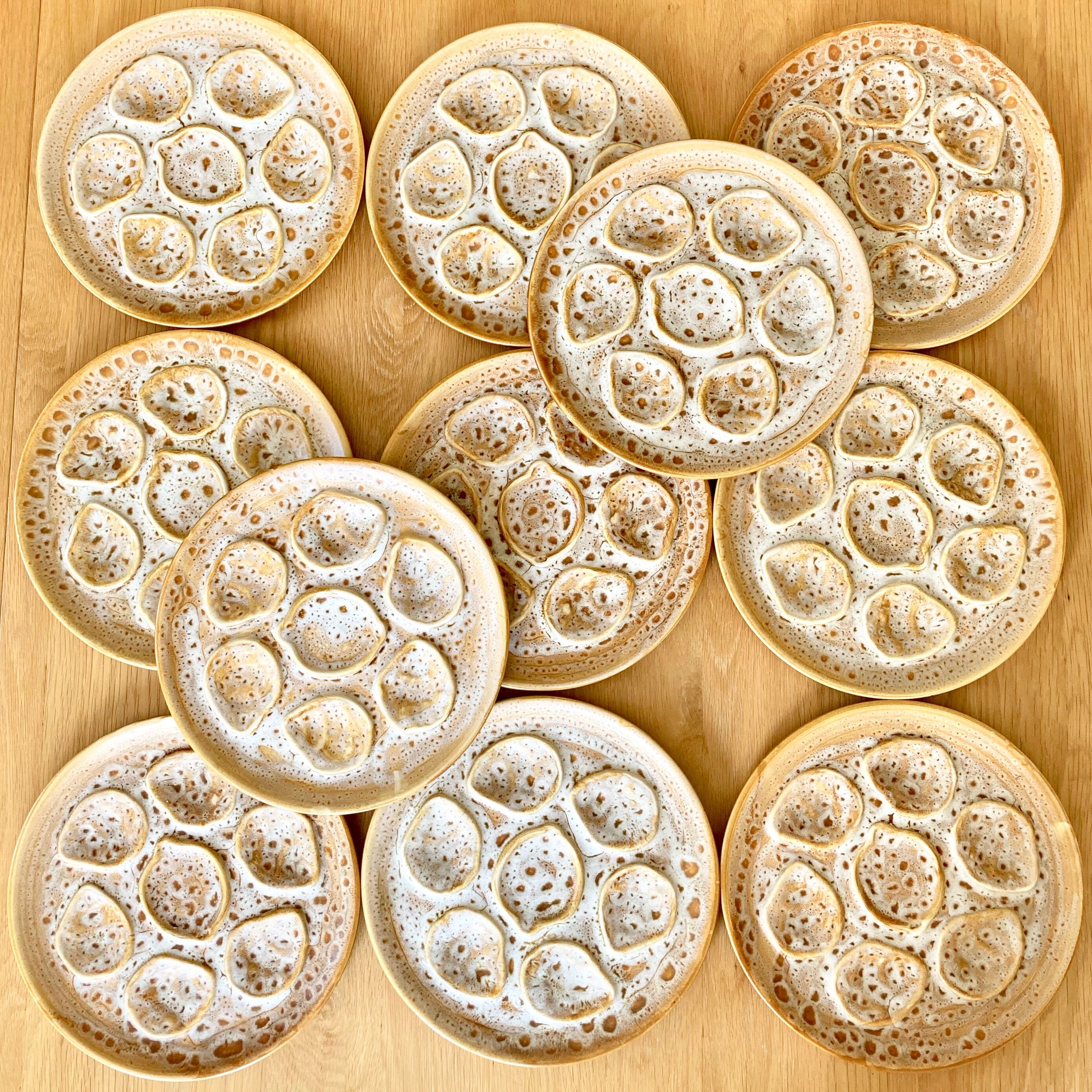 11 Niderviller oyster plates