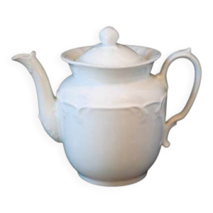 Théière en porcelaine