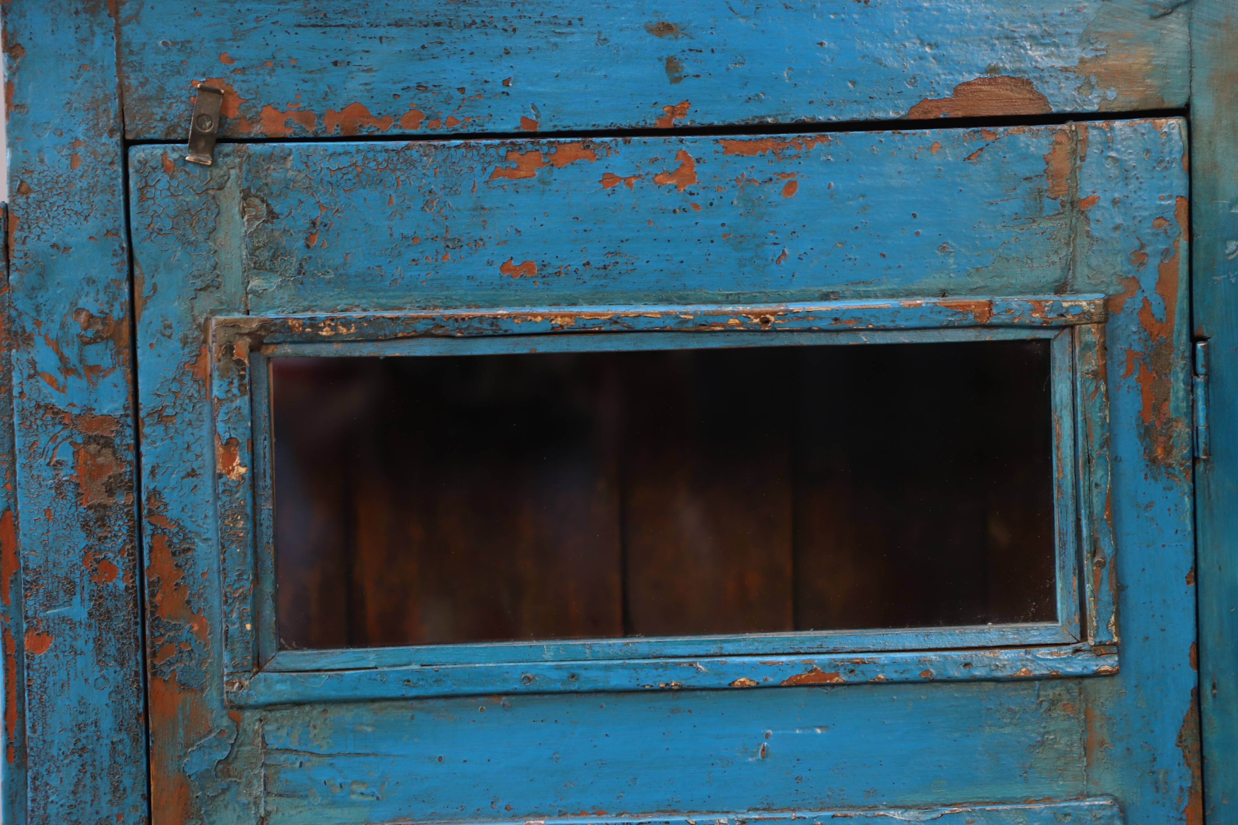 Buffet en teck birman avec patine bleue d'origine
