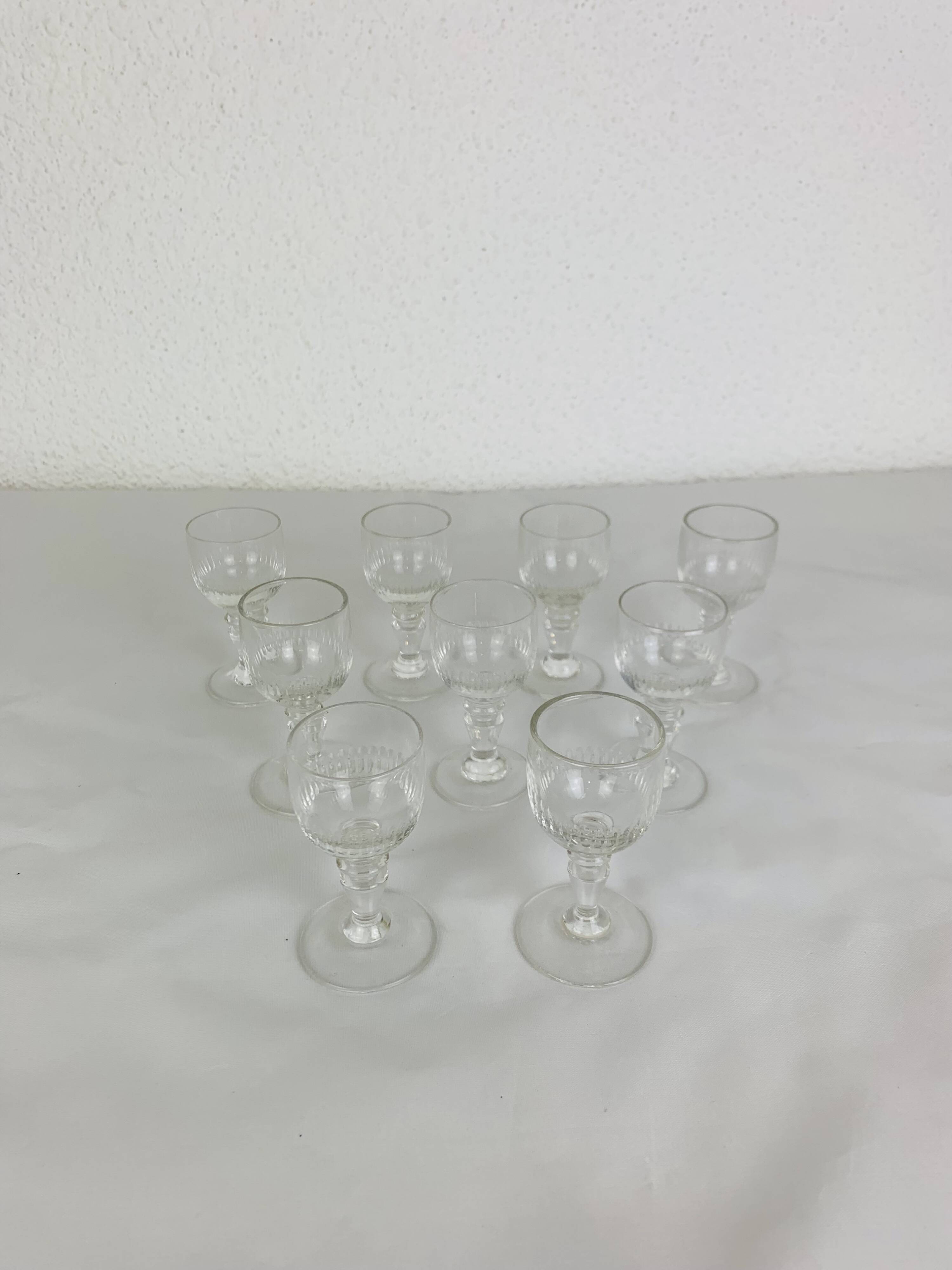 9 Baccarat liqueur glasses, Renaissance model