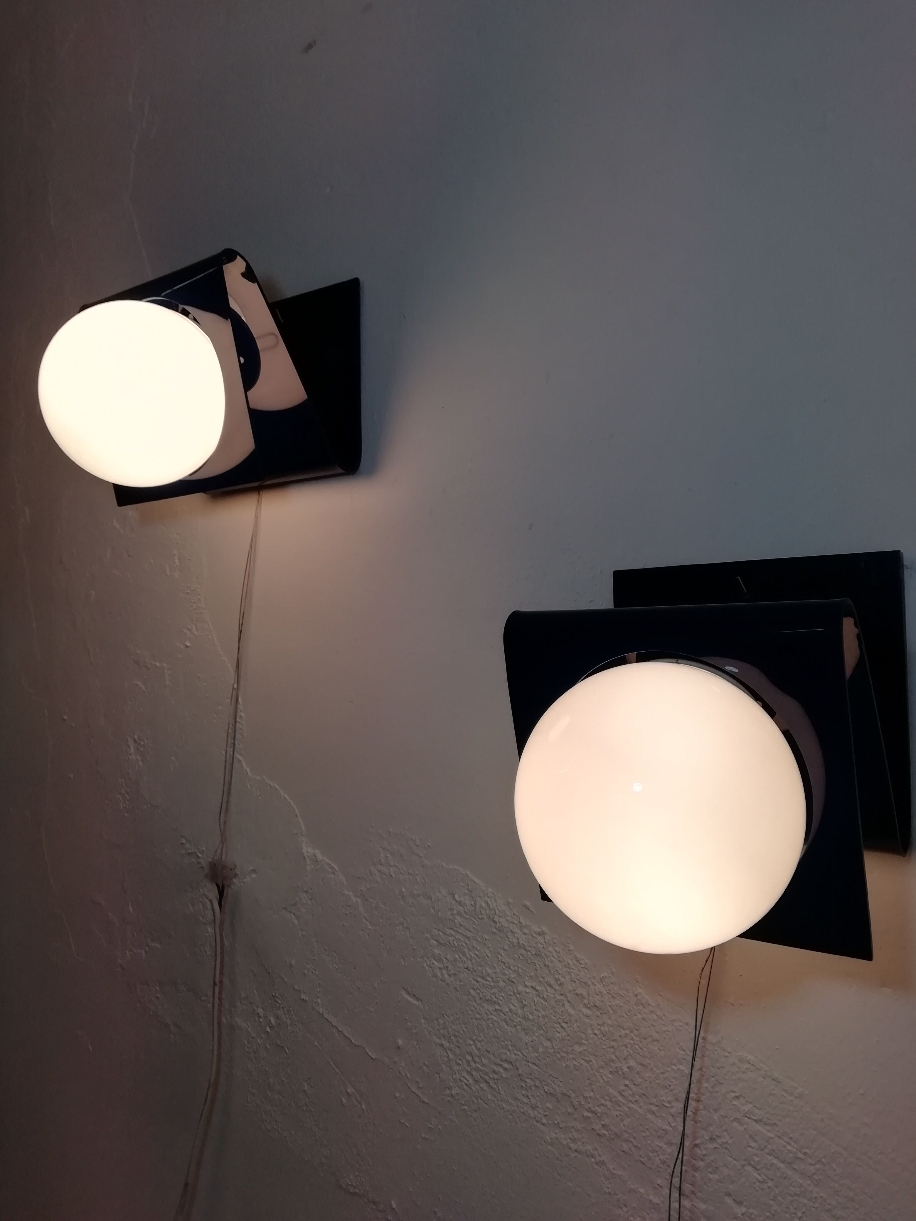 Paire d'appliques de methacrylate
