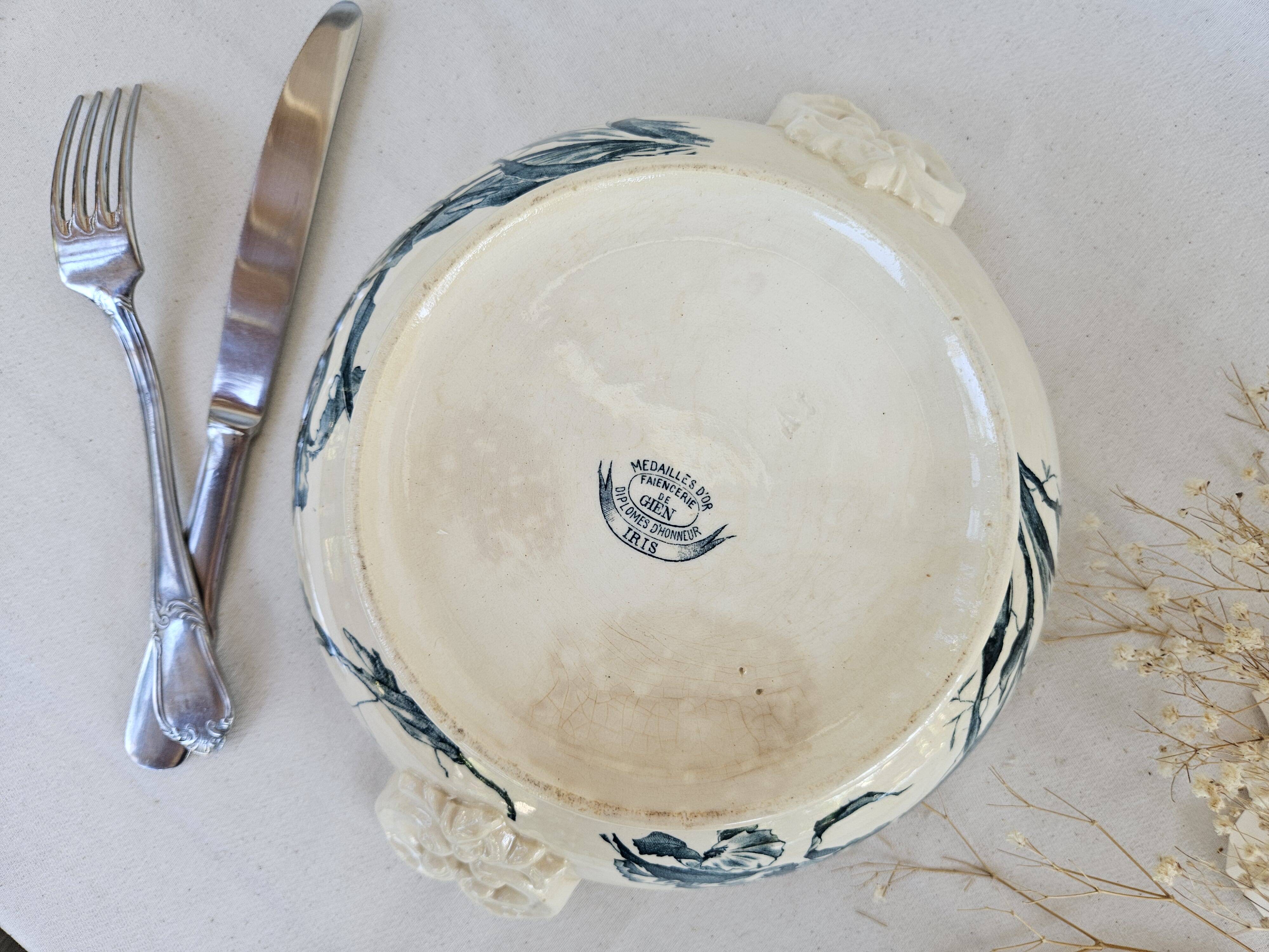 Soupière ancienne Gien Iris Terre de Fer