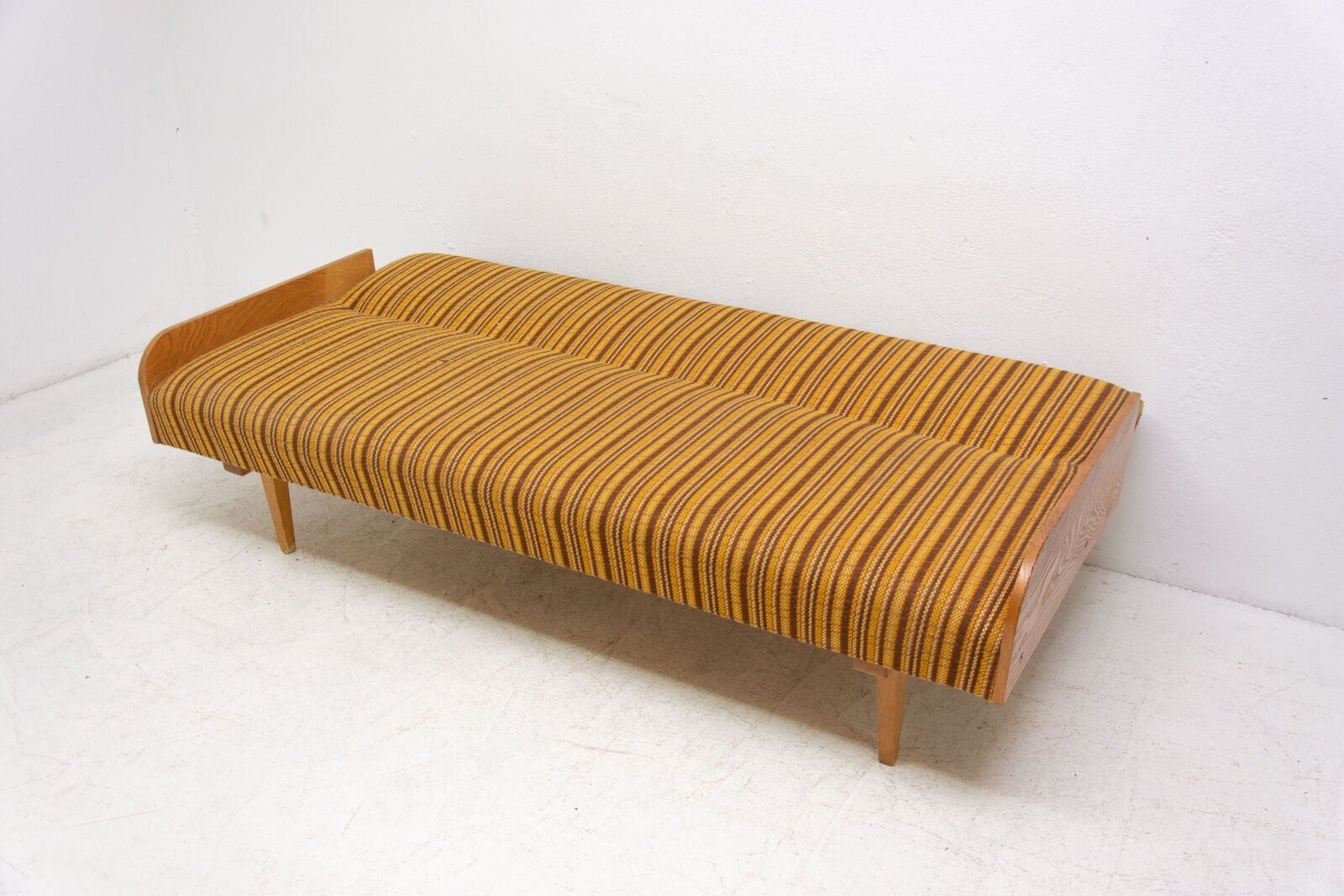 Canapé pliant du milieu du siècle, années 1960, Tchécoslovaquie