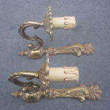 Pair of wall lights in brass