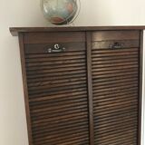 Double curtain Cabinet