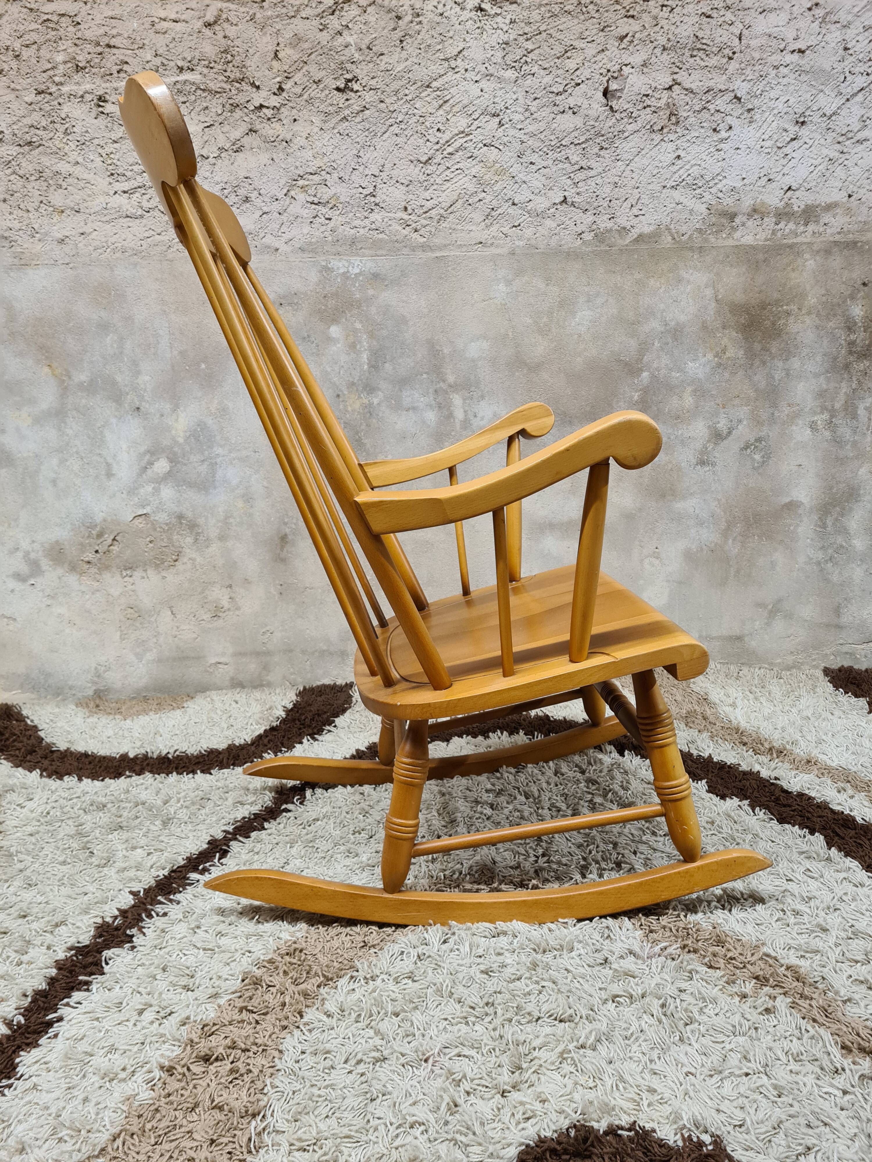 Rocking-chair scandinave 1970 vintage
