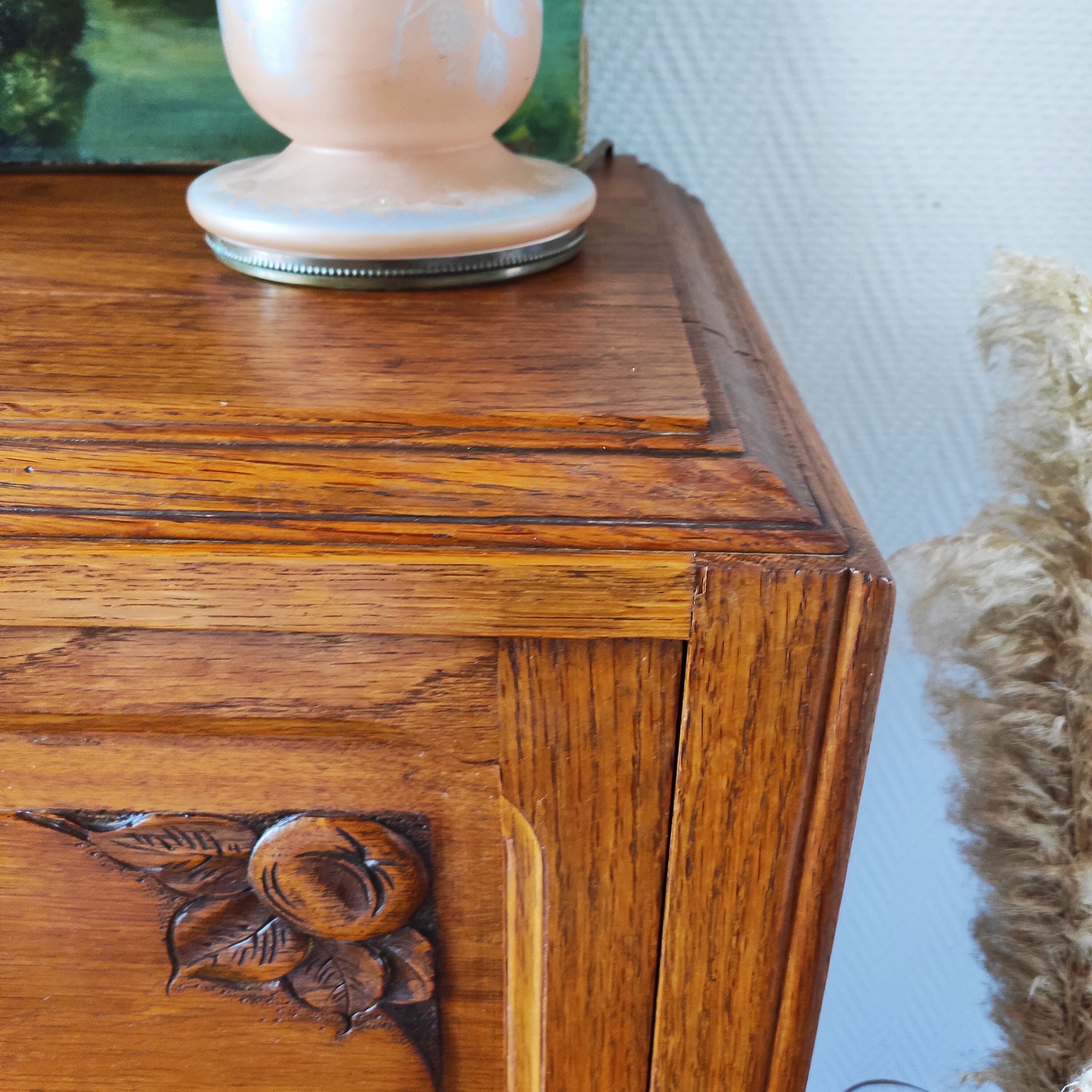 Art Deco oak chest of drawers