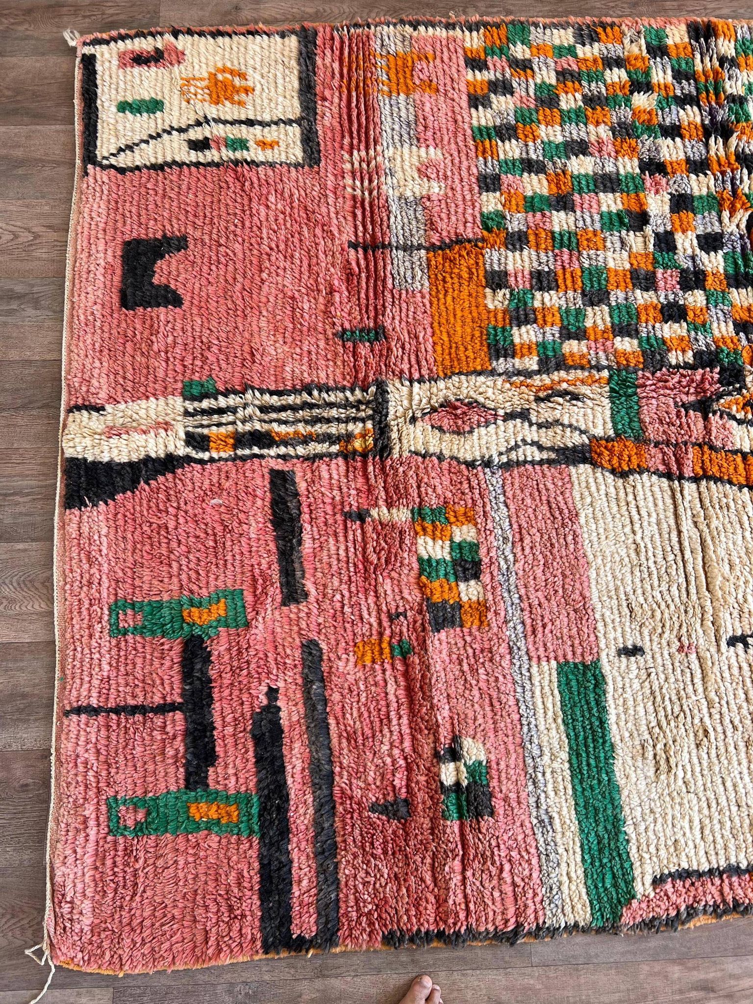 Tapis berbère en laine pure, artisanal, 250x150 cm, fait main au Maroc