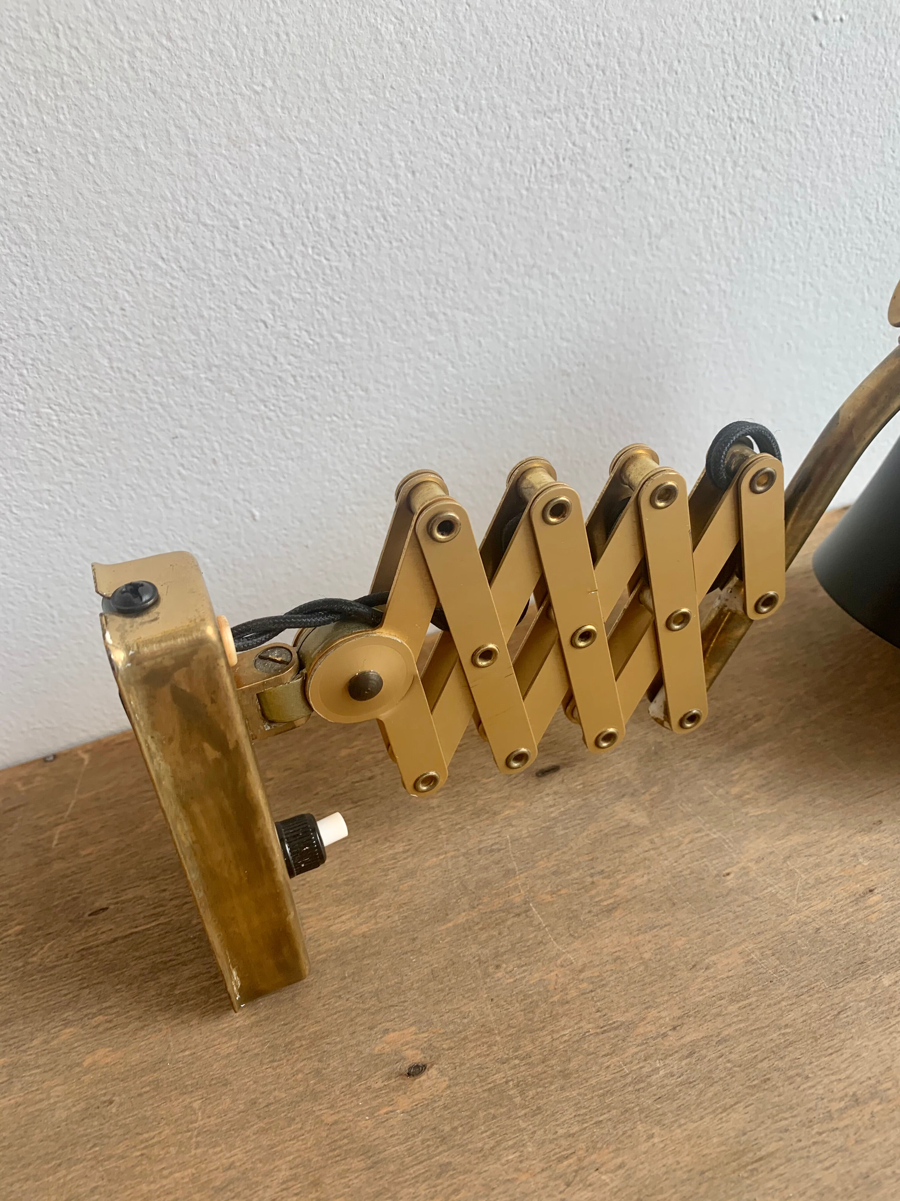 Scissor wall lamp, 1960s