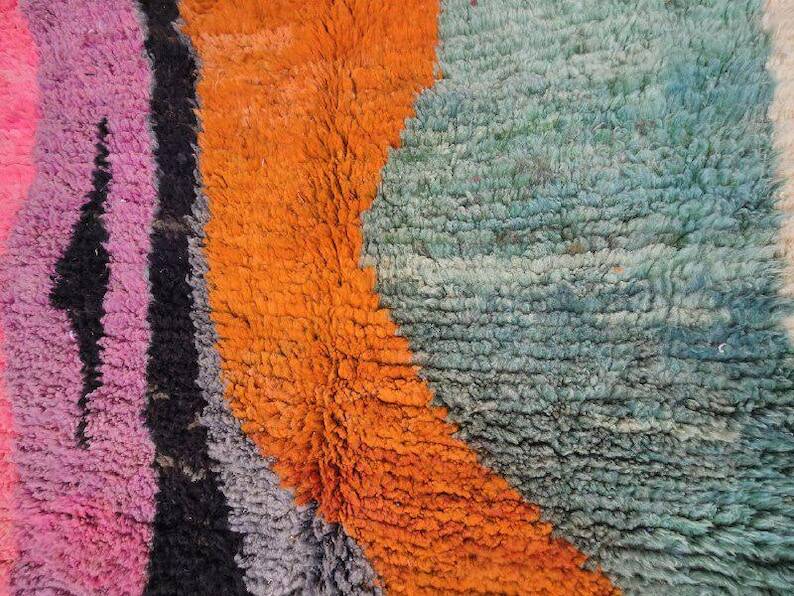 Beni Ouraine handwoven rug, traditional style, size 150 x 250 cm