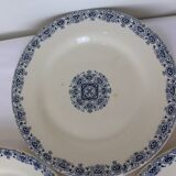 3 Gien dinner plates, Montmorency pattern 220606