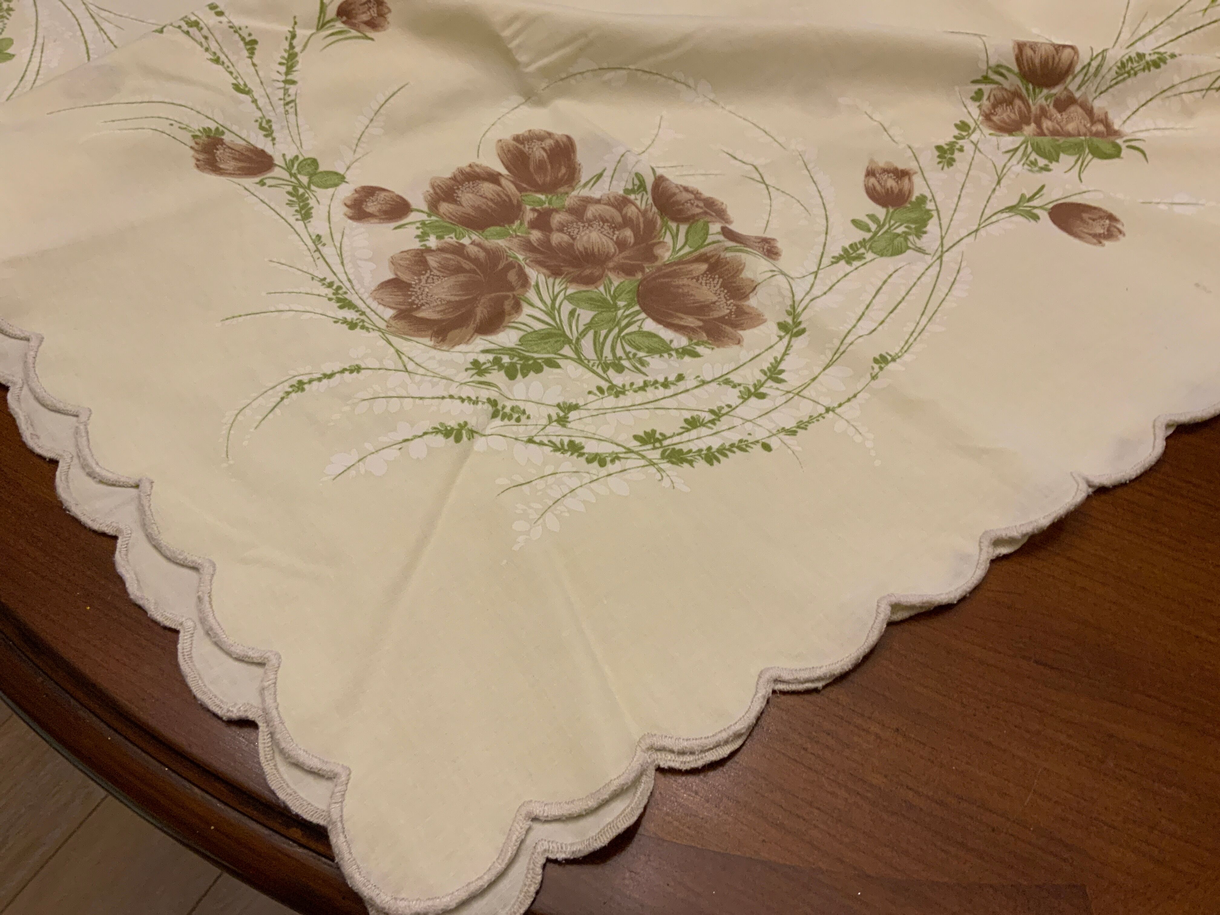 Vintage rectangular tablecloth