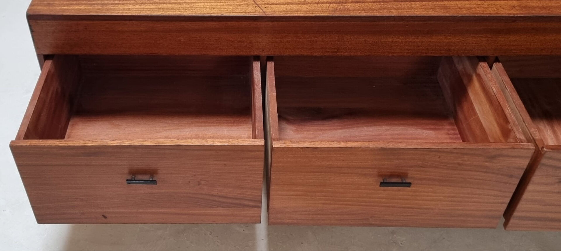 Mid-century lowboard