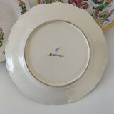4 hand-painted earthenware plates in a holiday home style
