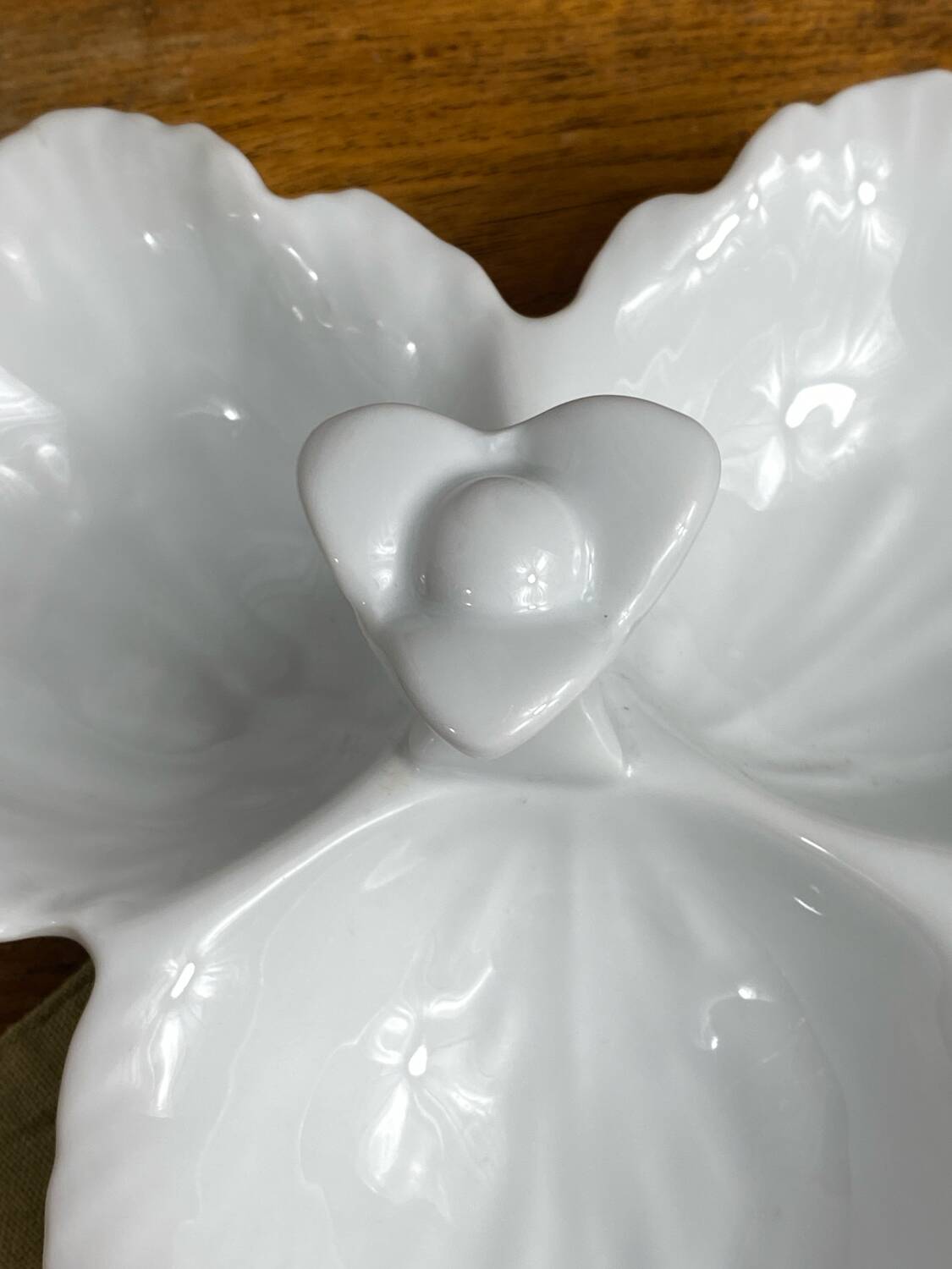 Segmented serving dish, leaf shape, porcelain, Bavaria