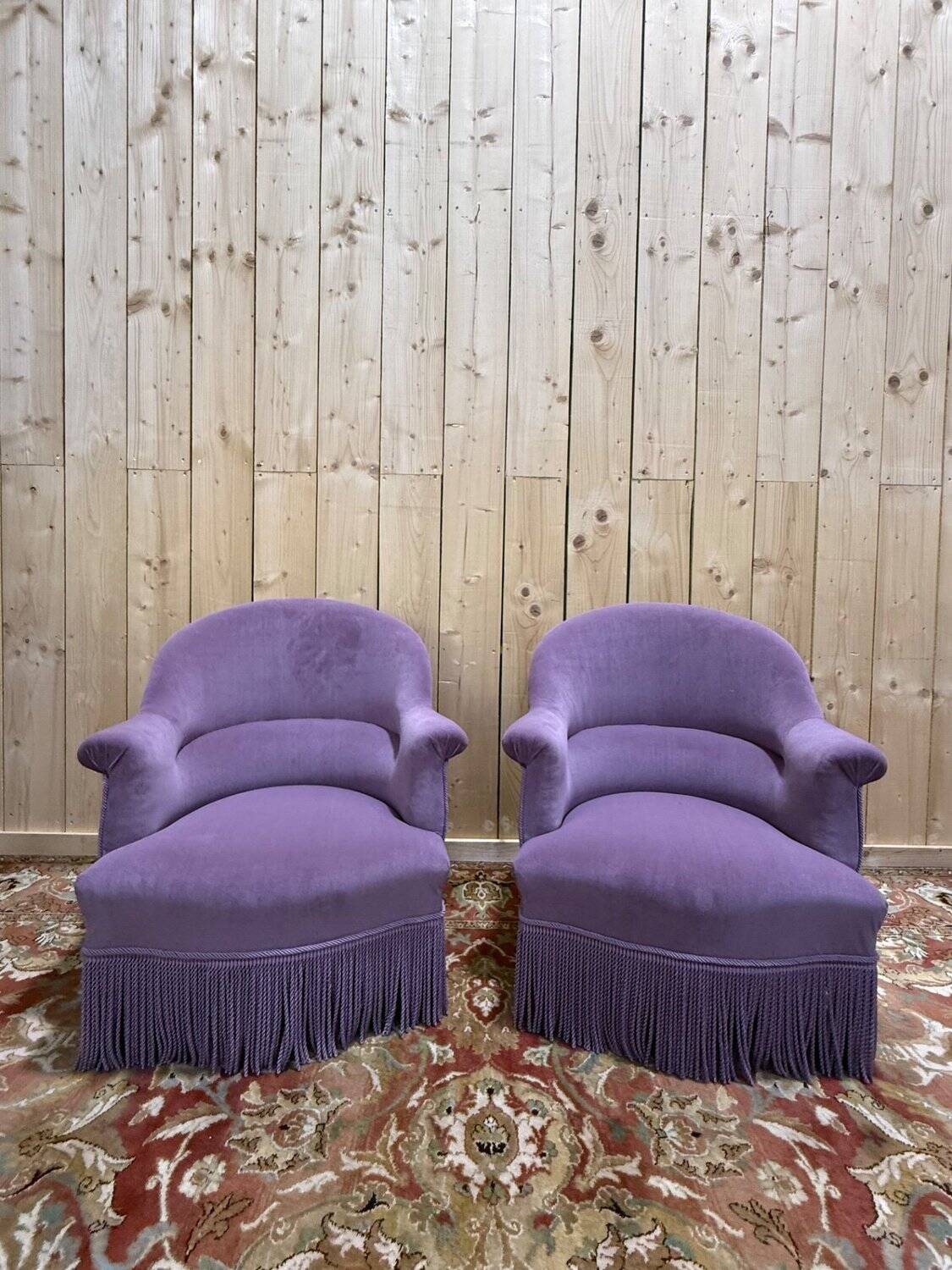 Pair of toad armchairs – Napoleon III style – Purple velvet – 19th century