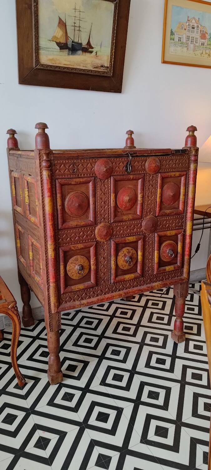 Indian Wedding Furniture Damchiya