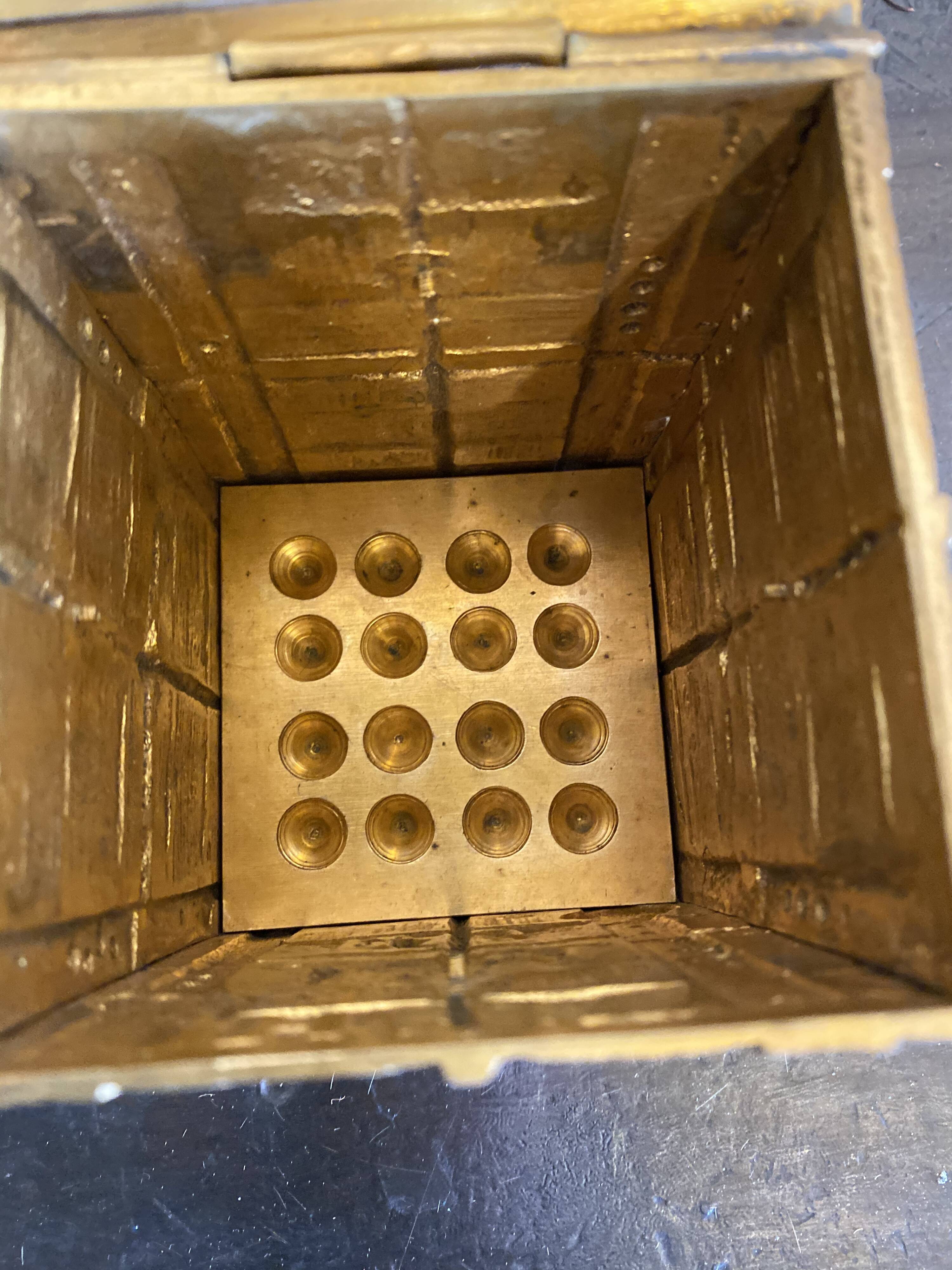 Bronze cigar cellar 1920