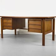Mid-century teak desk by Svend Åge Madsen for Sigurd Hansen, 1960s.
