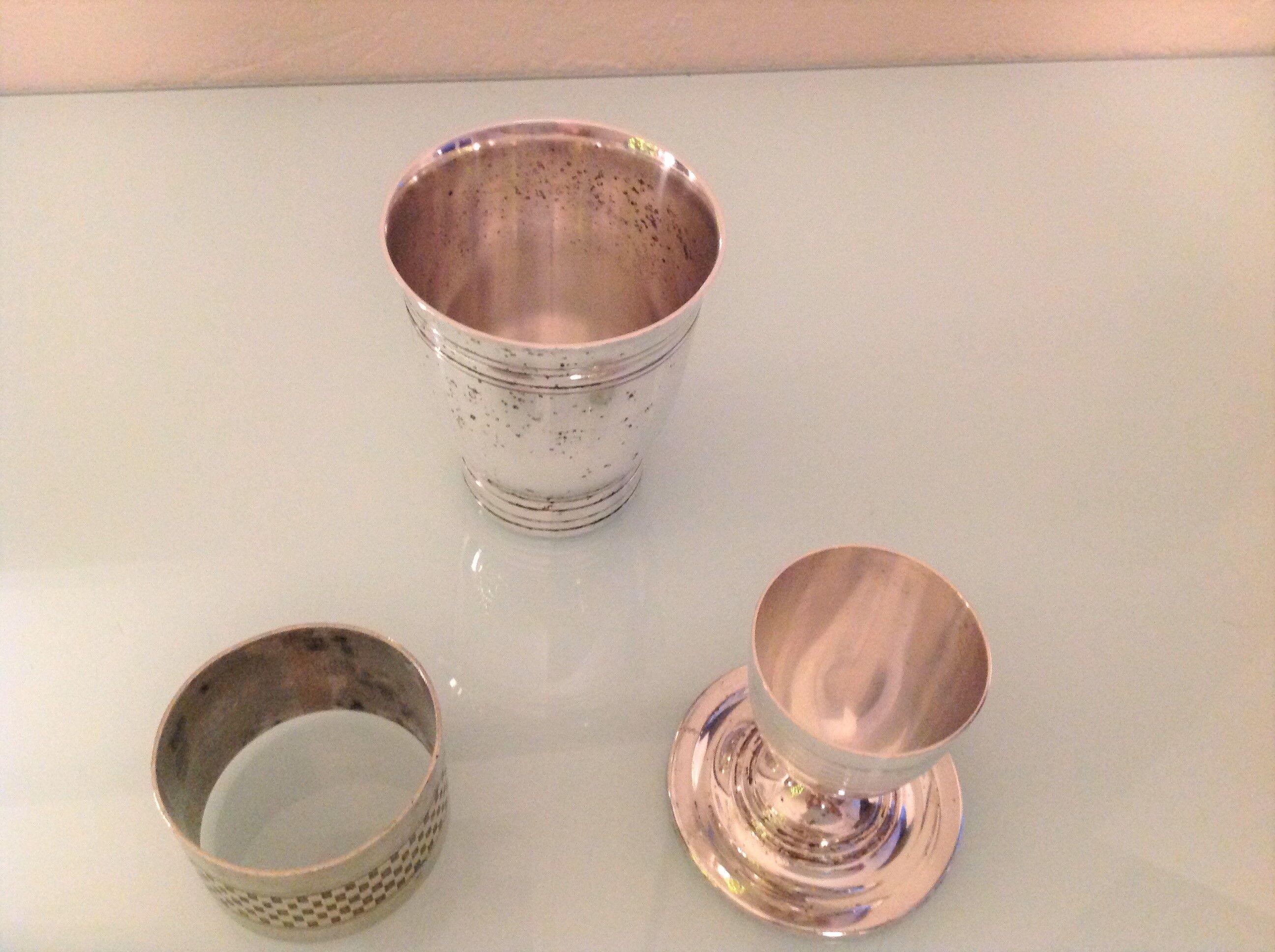 Timpani, shell and round of silver metal / vintage towel 50s-60s