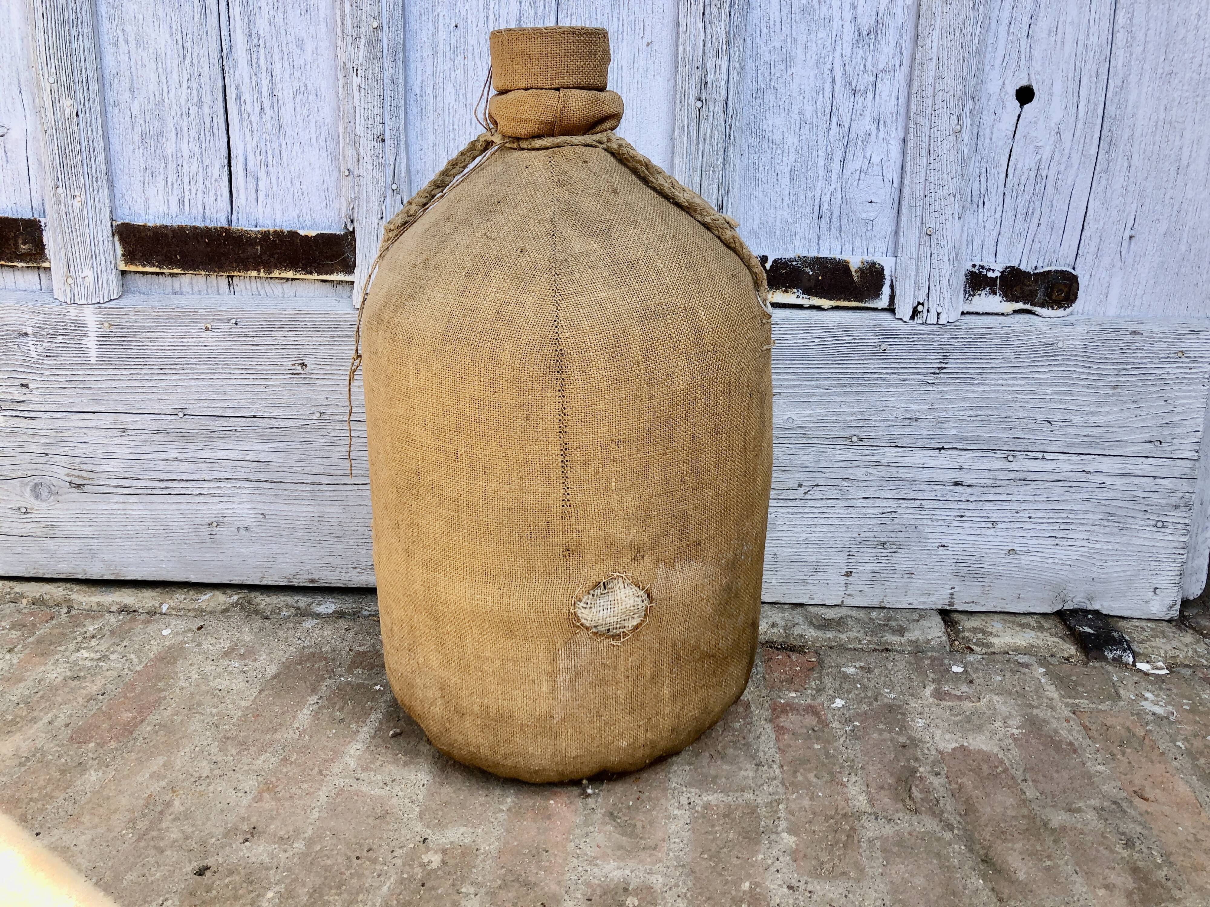 Demijohn burlap 1900