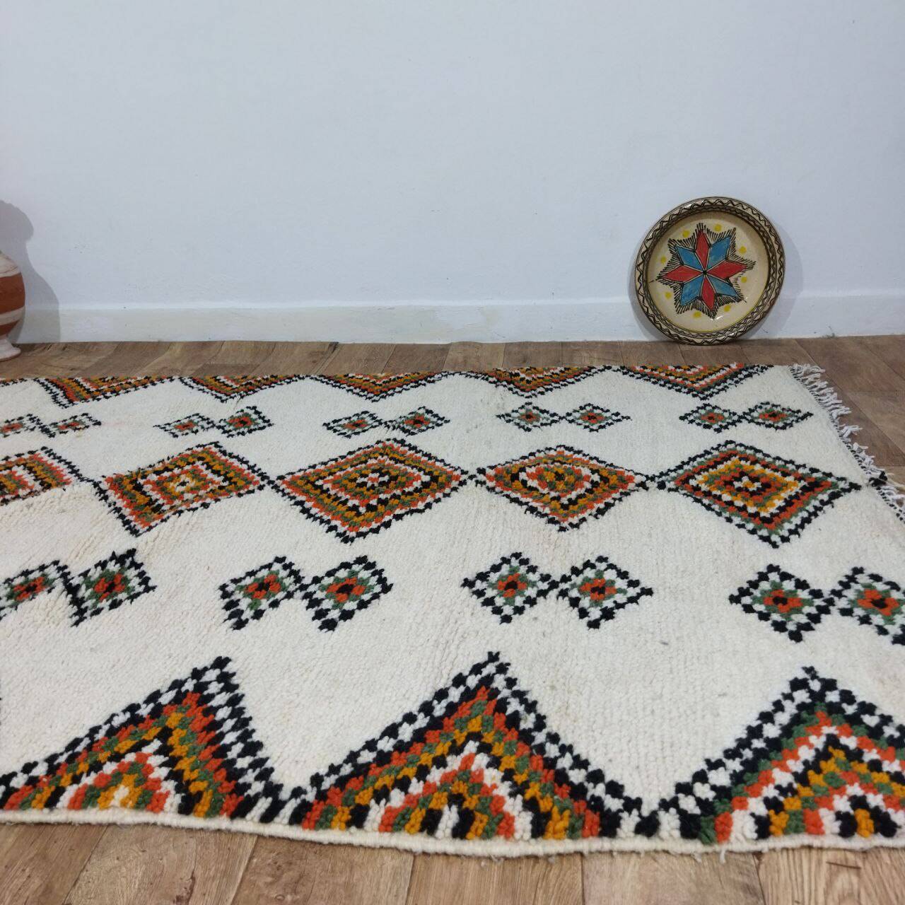 Handmade Moroccan Berber rug 275 X 165 CM